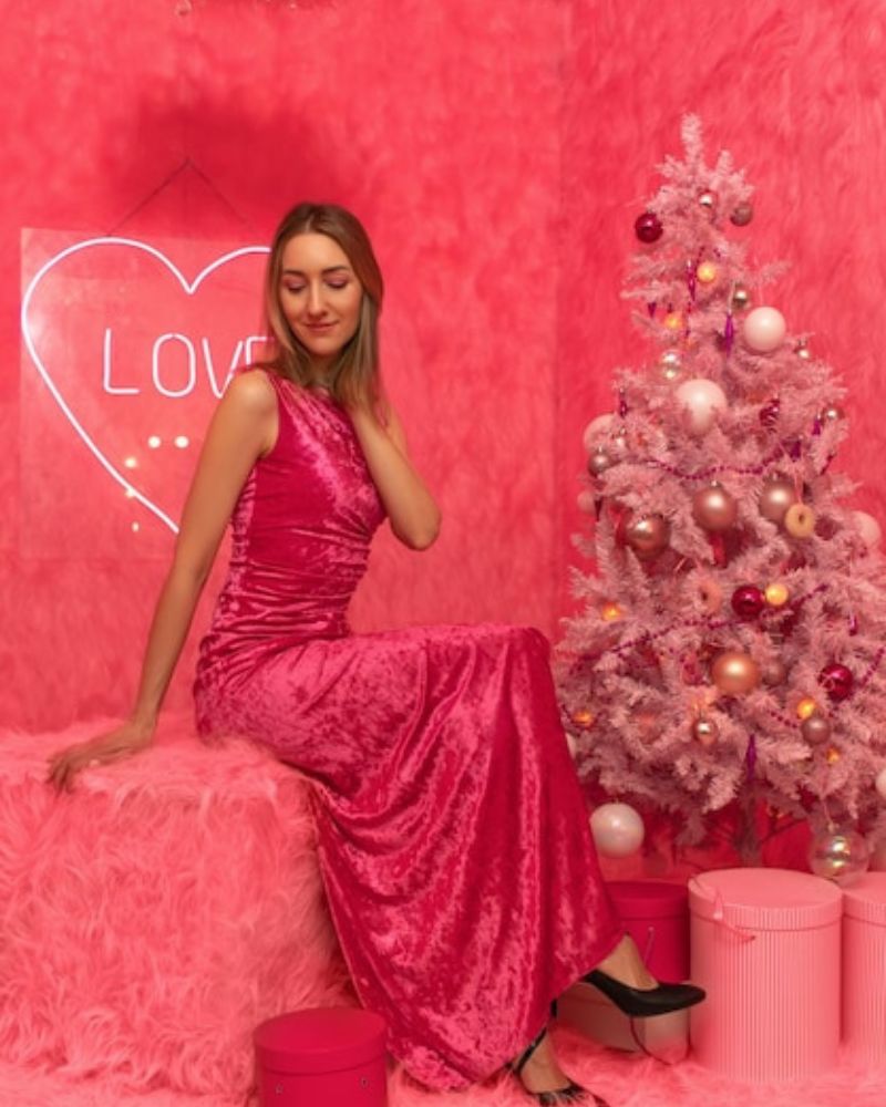 Valentine's dress for ladies