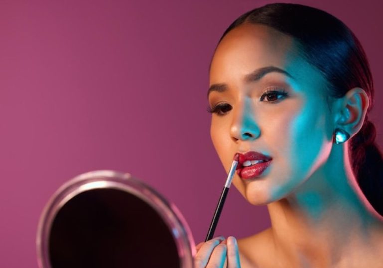 Makeup Trends 2024: Bold Looks and Must-Try Styles